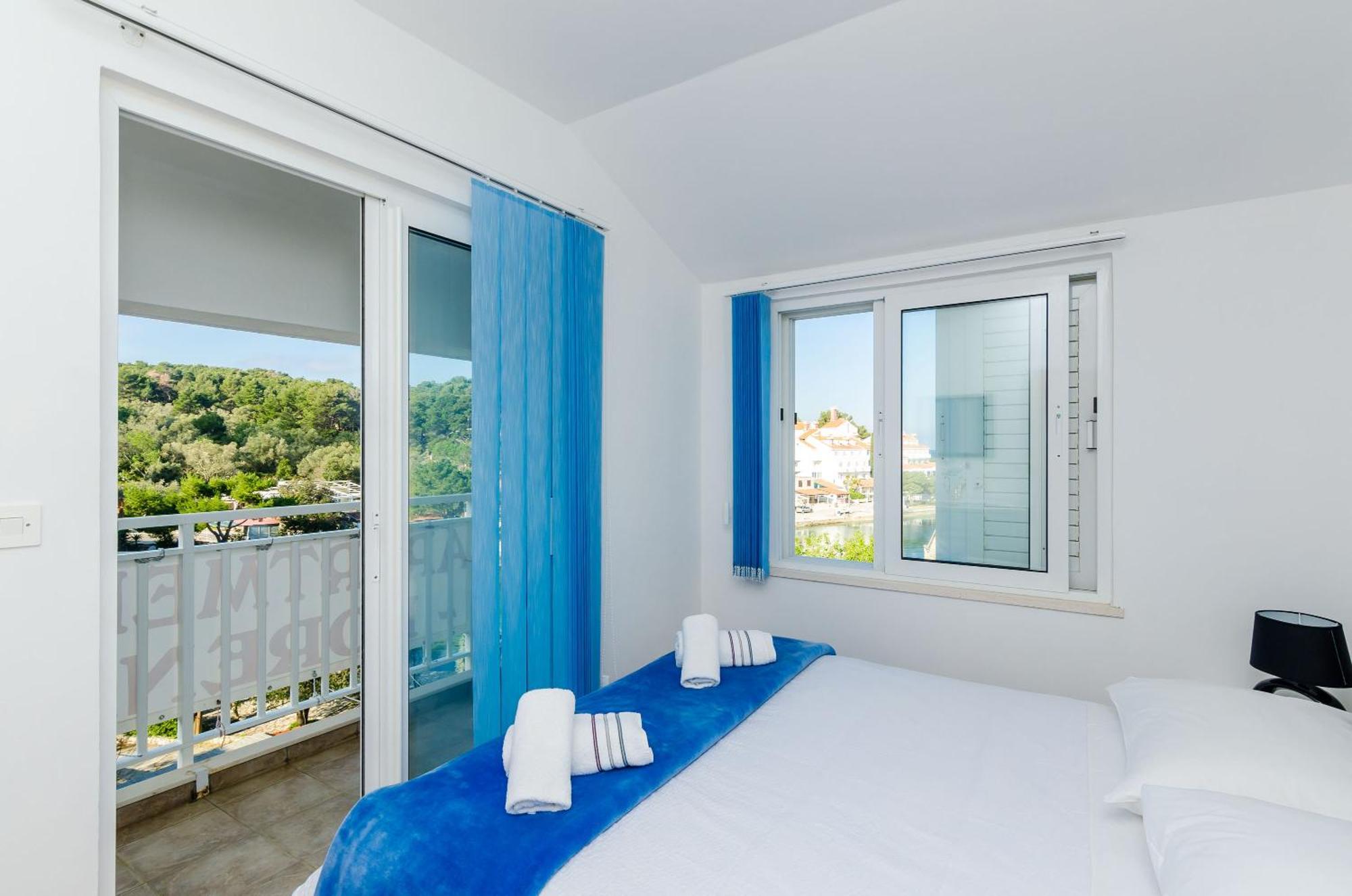 Apartments Lorena Mljet Pomena Exterior foto