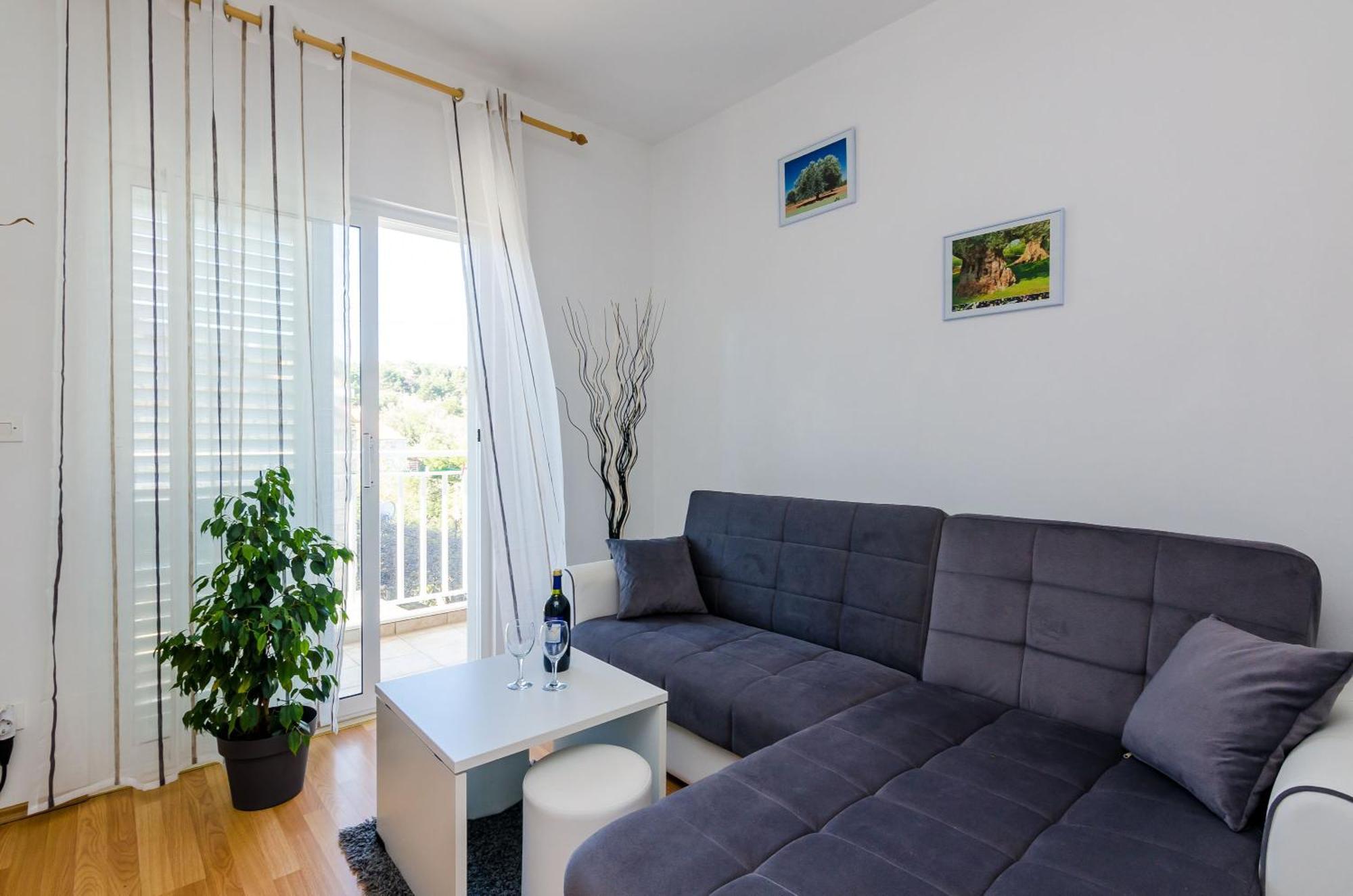 Apartments Lorena Mljet Pomena Exterior foto