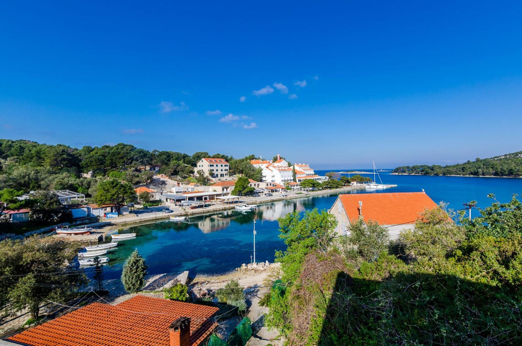 Apartments Lorena Mljet Pomena Exterior foto
