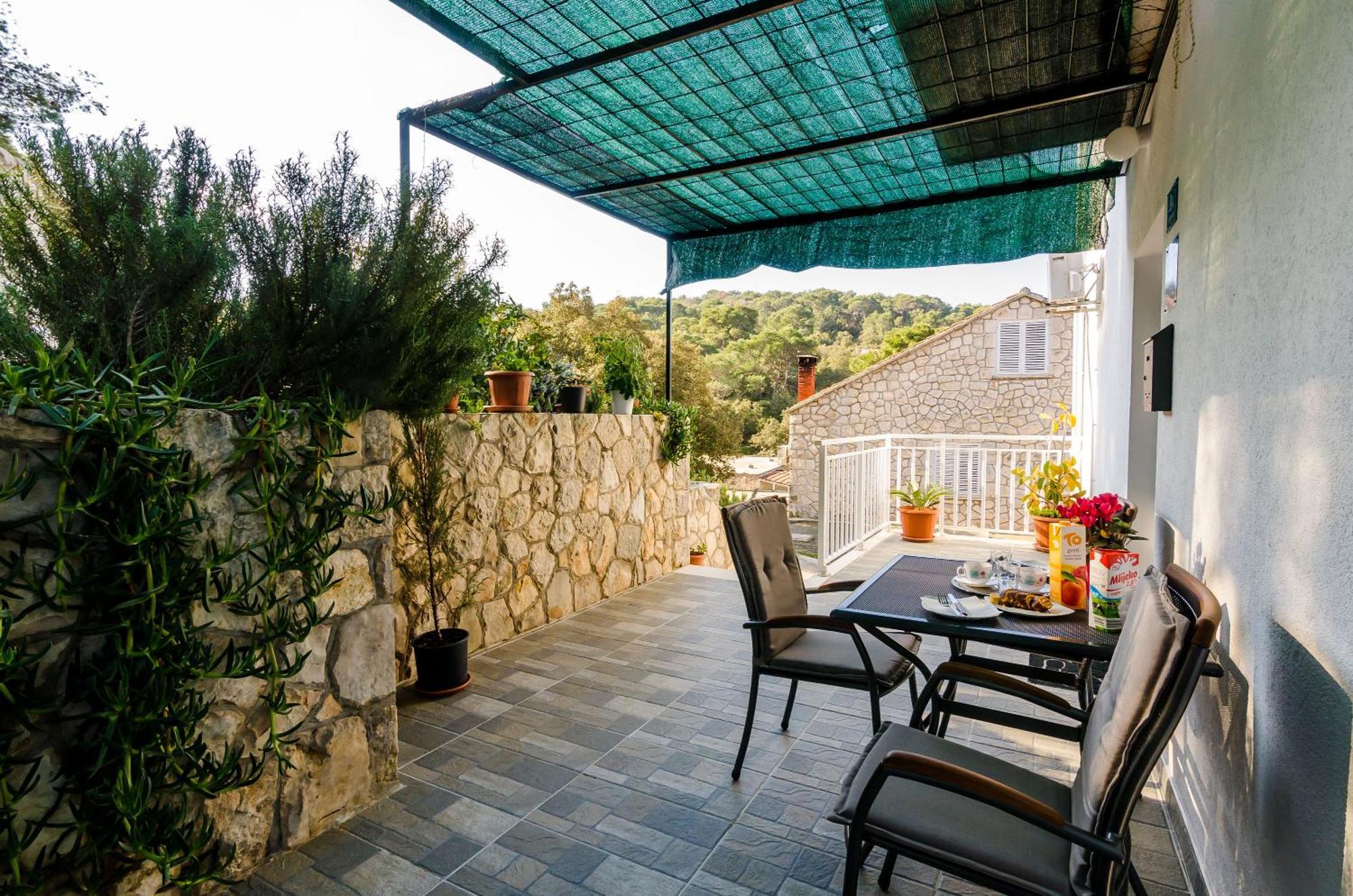 Apartments Lorena Mljet Pomena Exterior foto