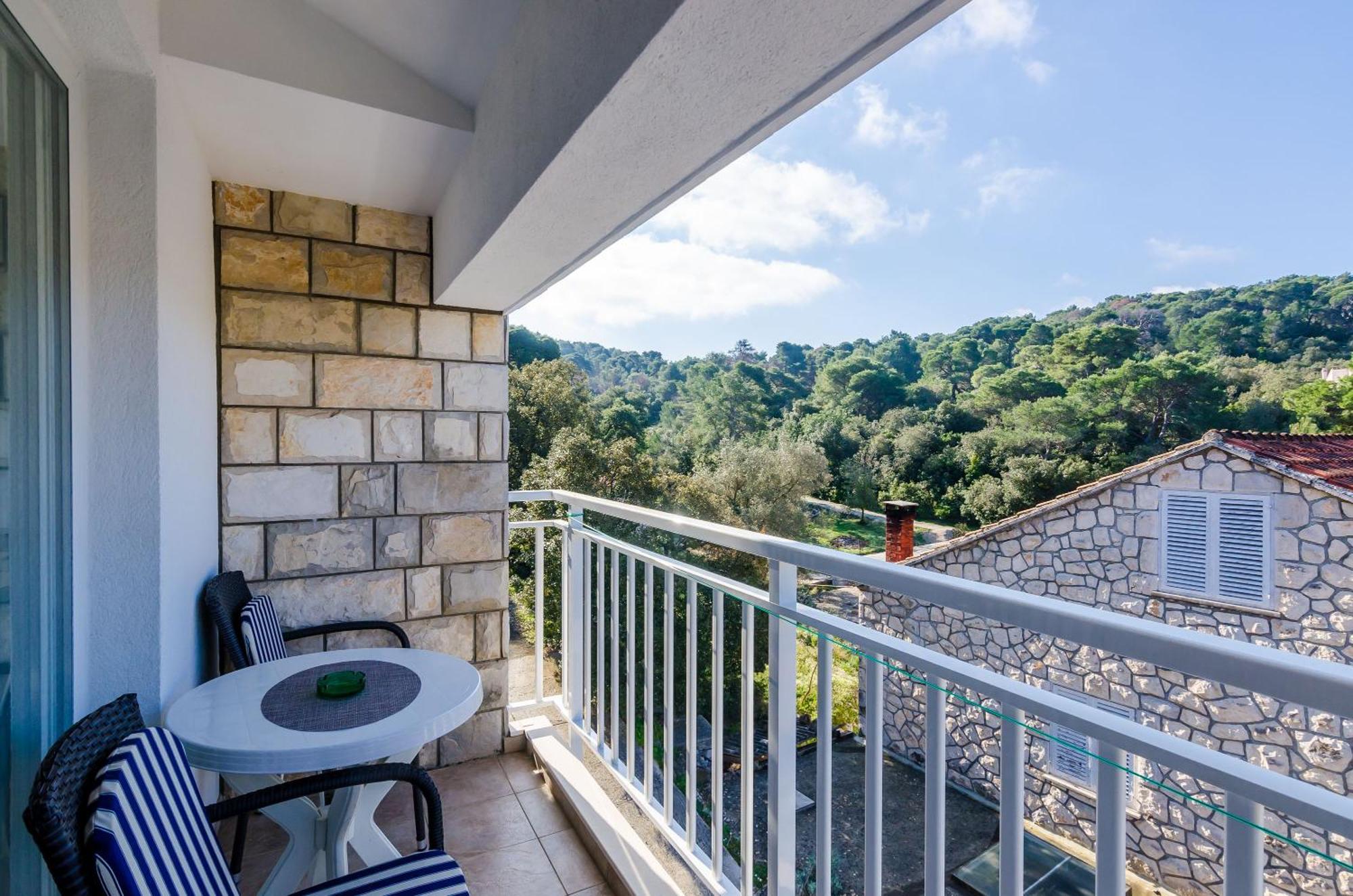 Apartments Lorena Mljet Pomena Exterior foto